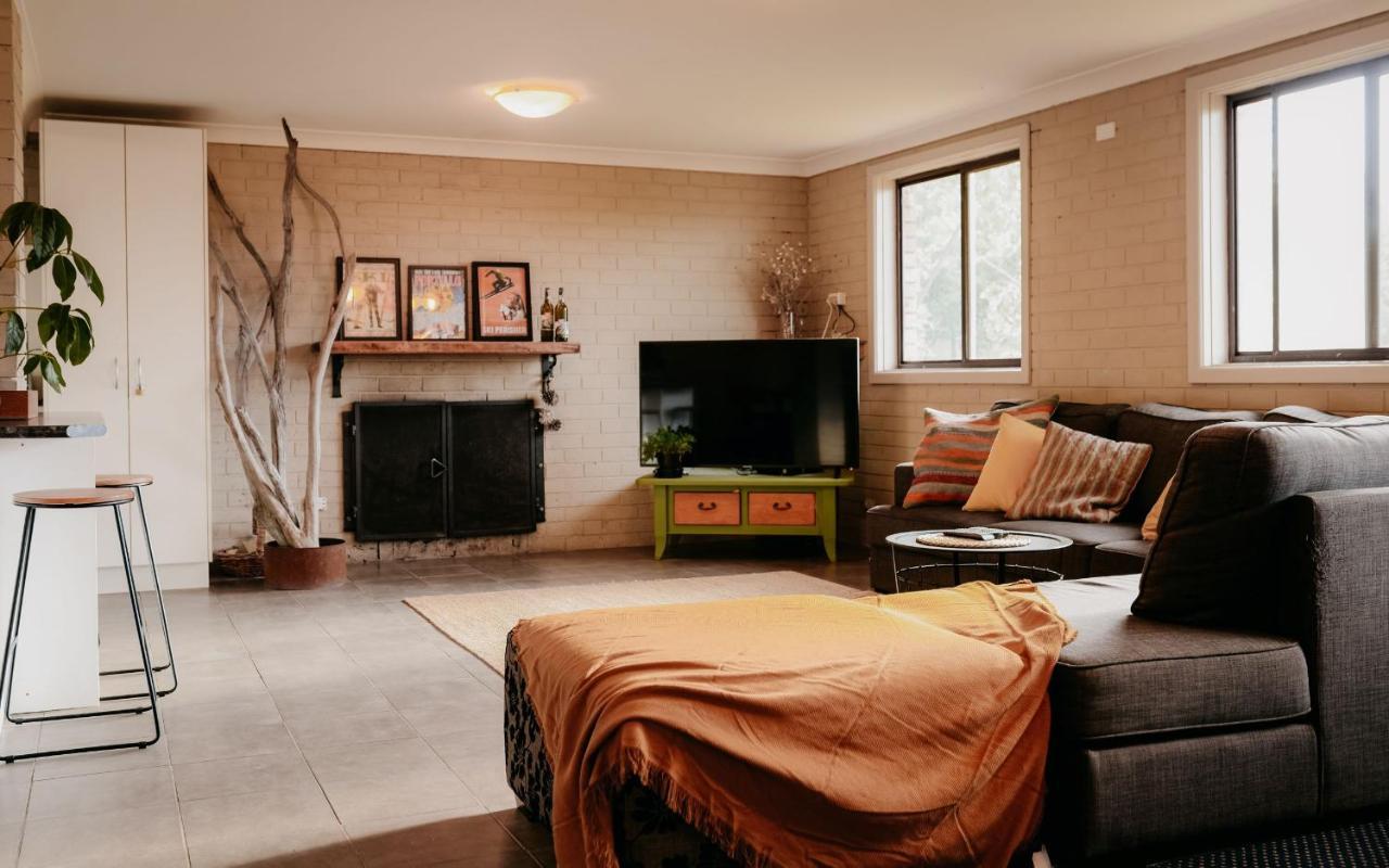 East Lake Travellers Lodge Jindabyne Buitenkant foto